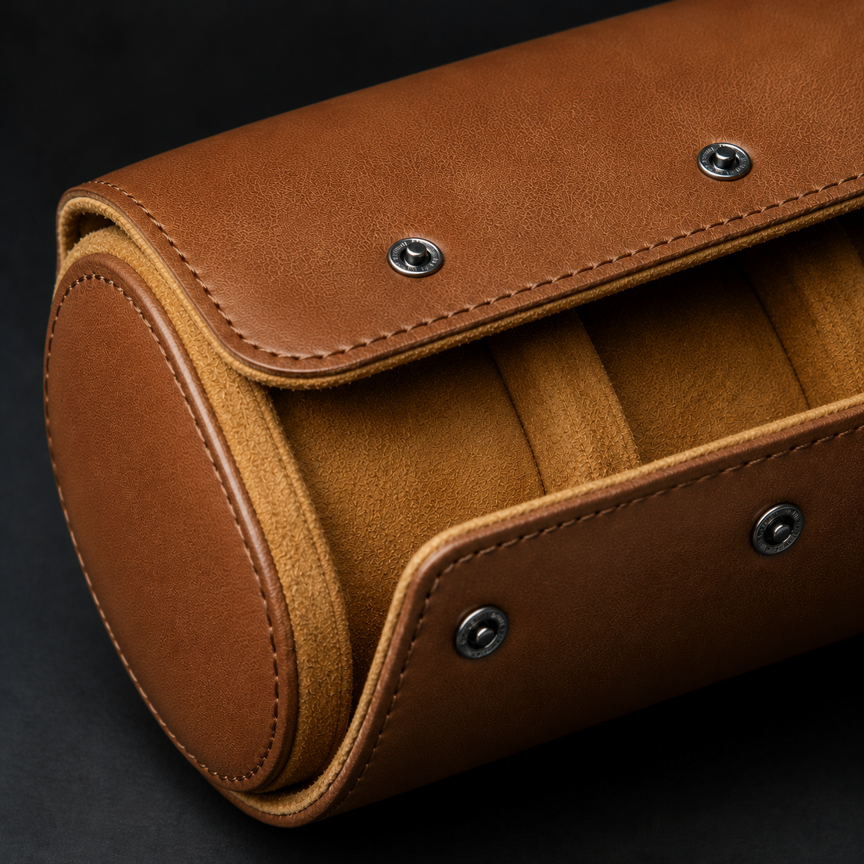 Etui Voyage Nomade - detail matiere cuir